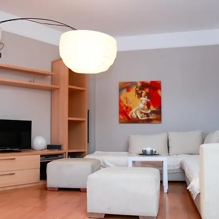 Cherry Apartament *